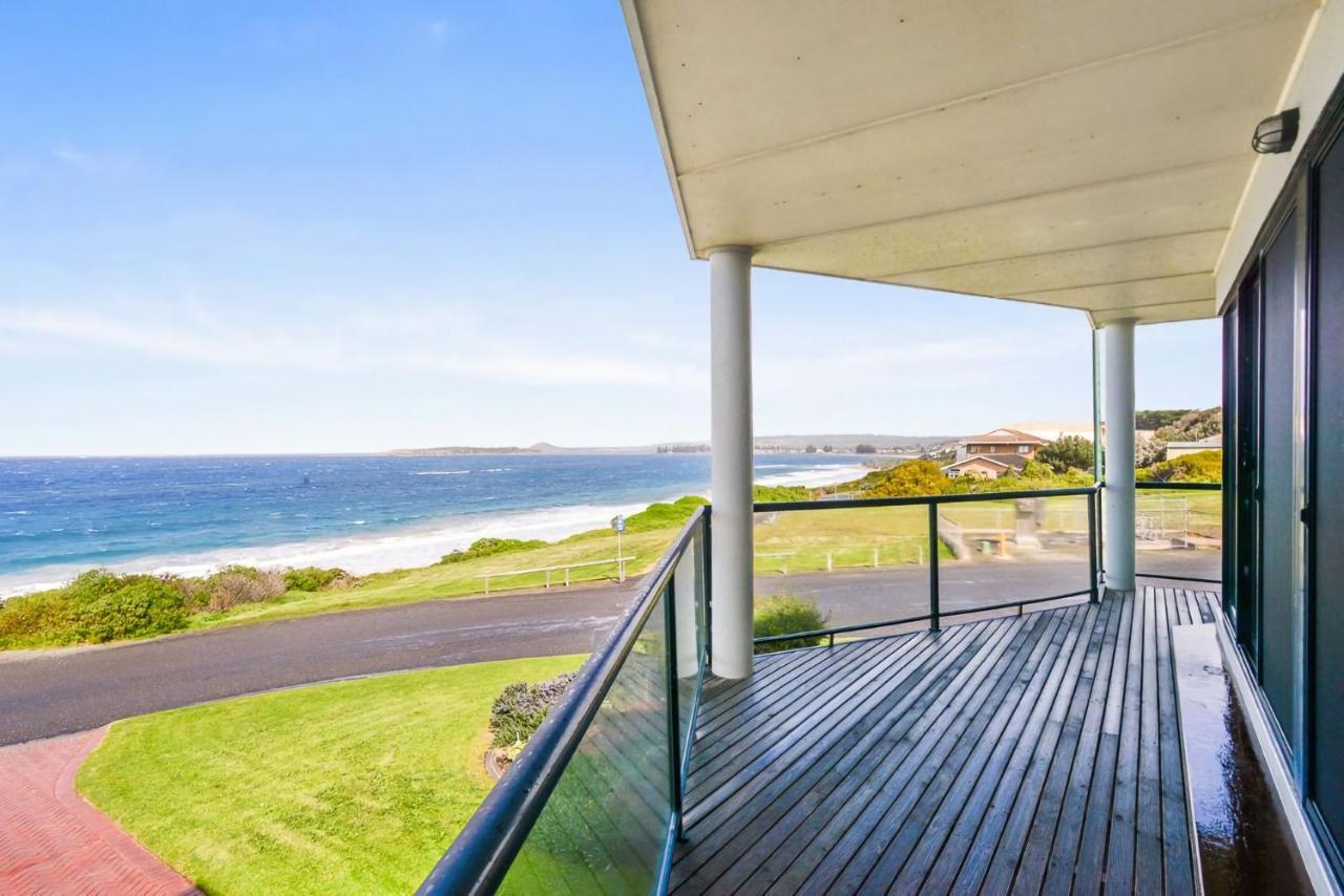 Million Dollar Sea Views Villa Hayborough Exterior photo